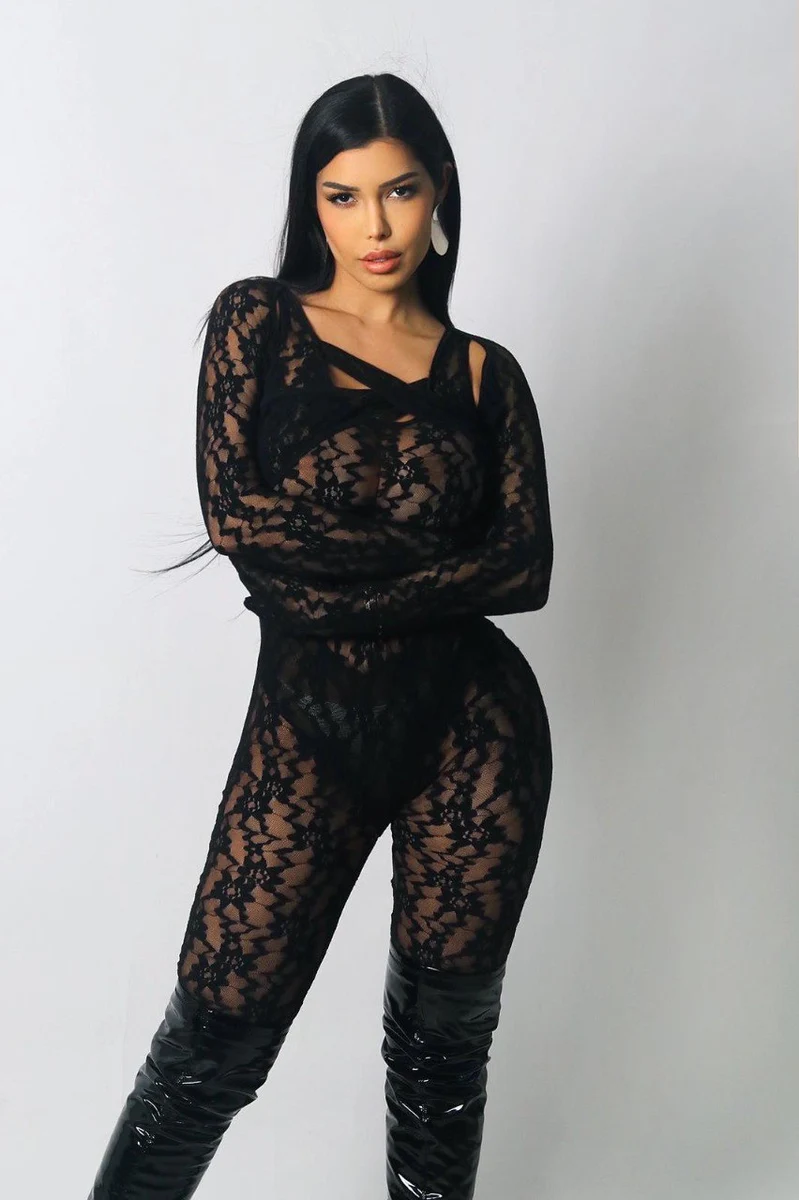 Adriana escort in Hanover