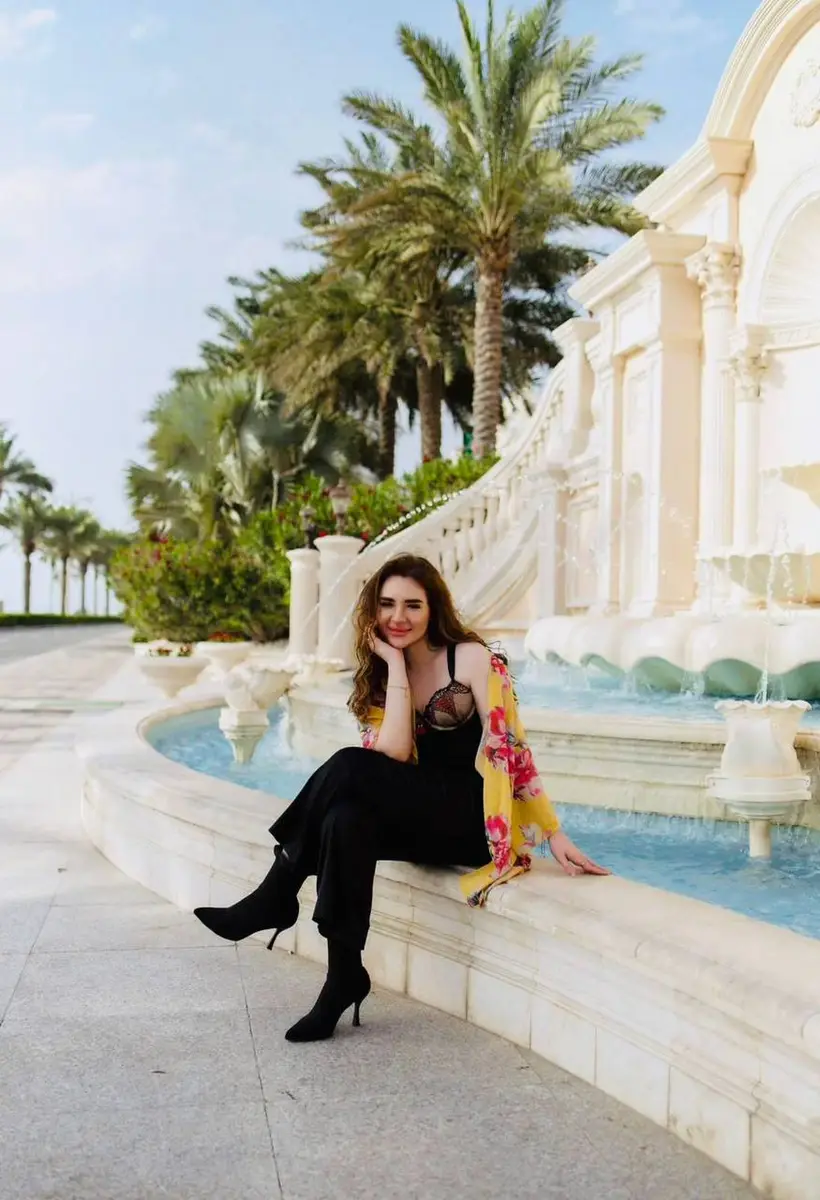 Albina escort in Hanover