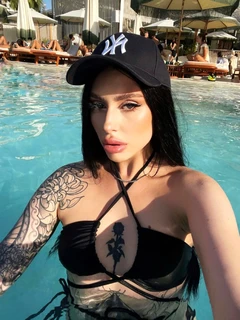 Aleks escort in Cologne