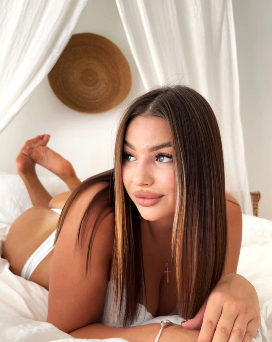 Aleksa escort in Düsseldorf