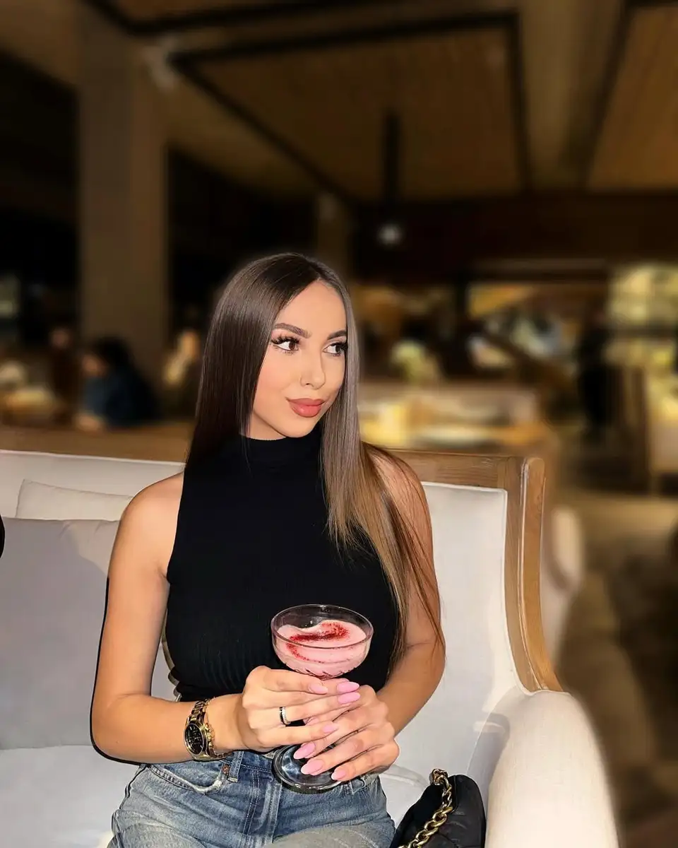 Alessia escort in Munich