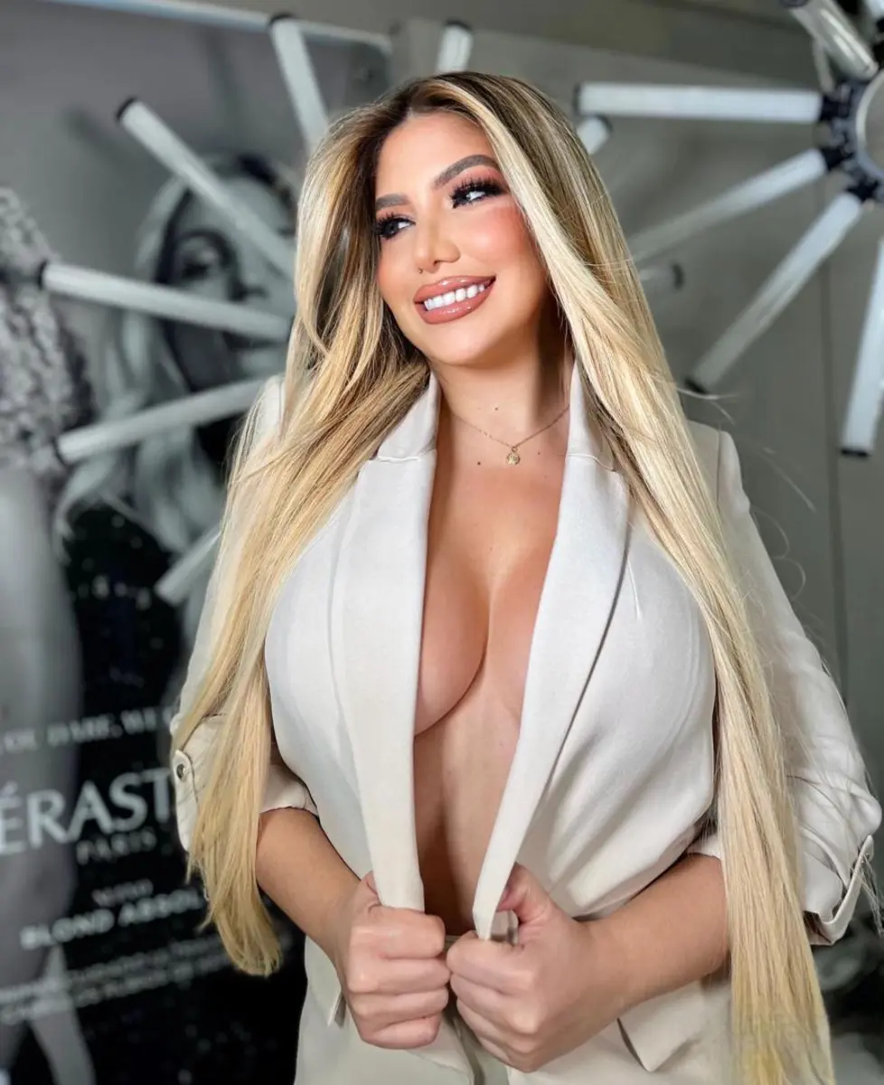 Alexandra escort in Berlin