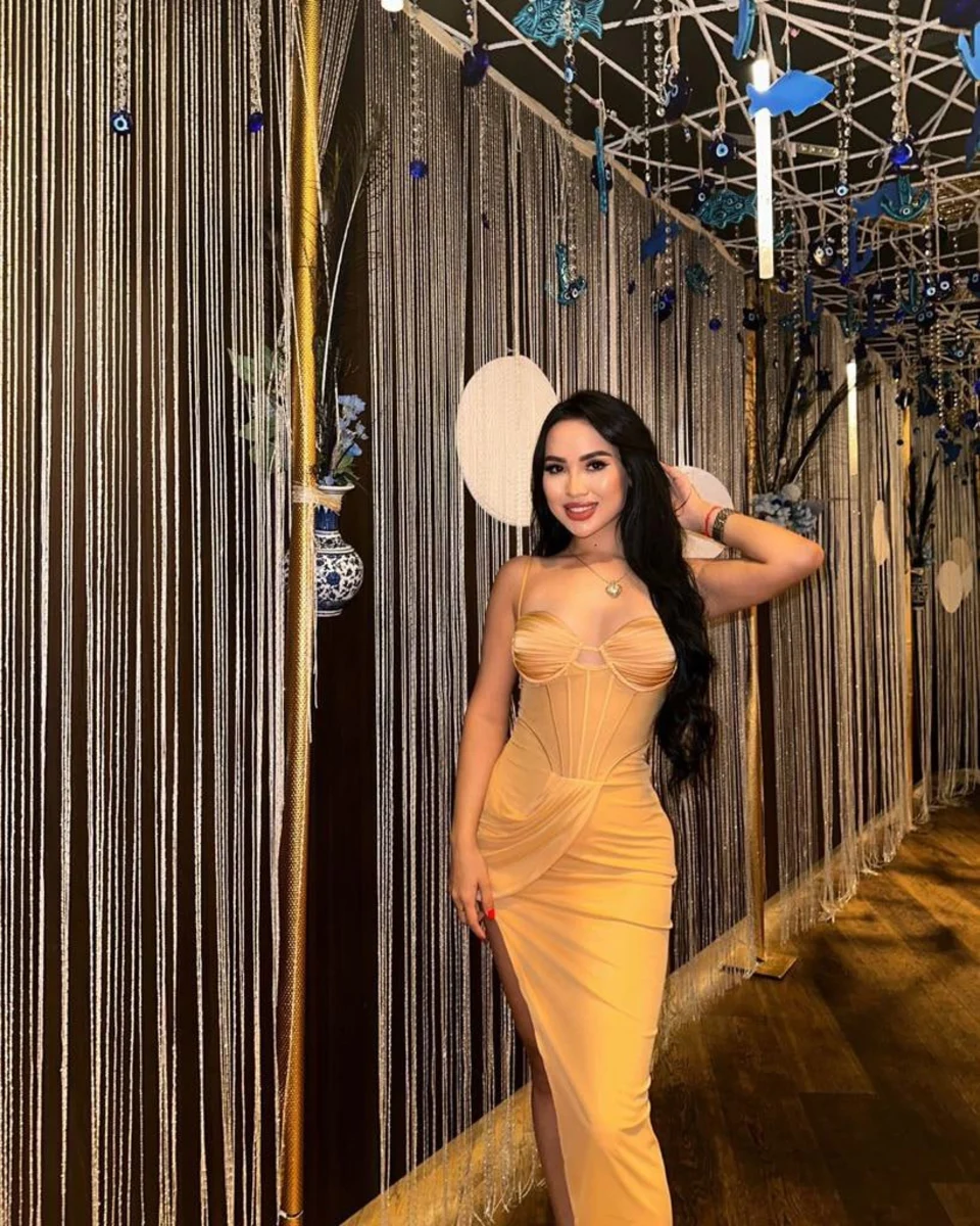 Alia escort in Cologne