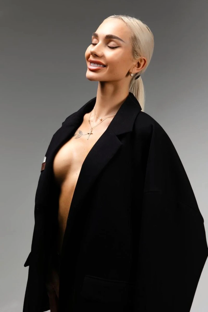 Alice escort in Dresden