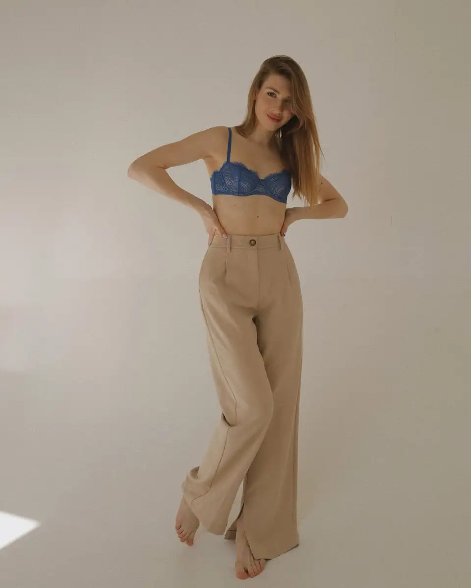 Alice escort in Munich