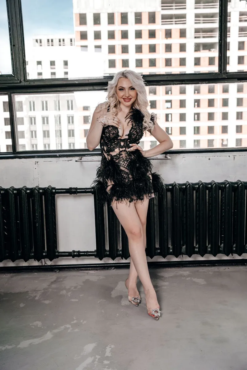 Alyona escort in Bremen