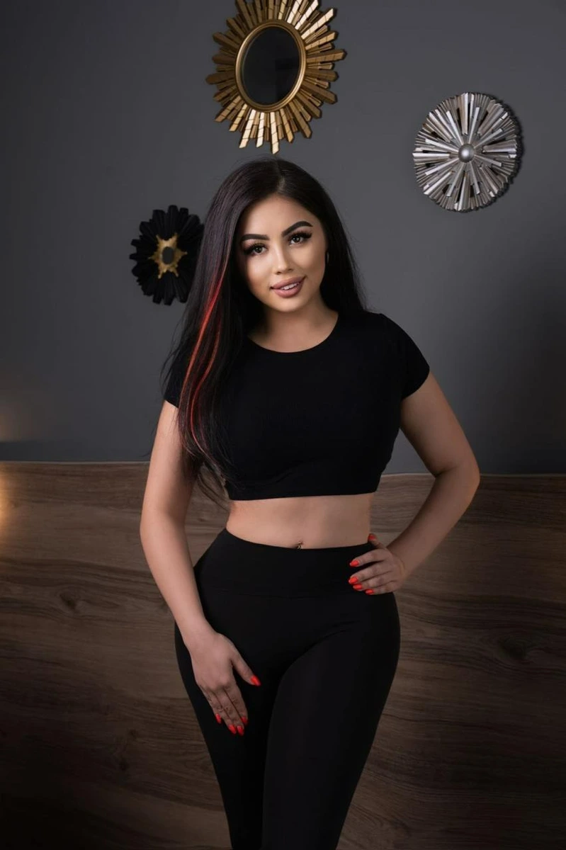 Angie escort in Berlin