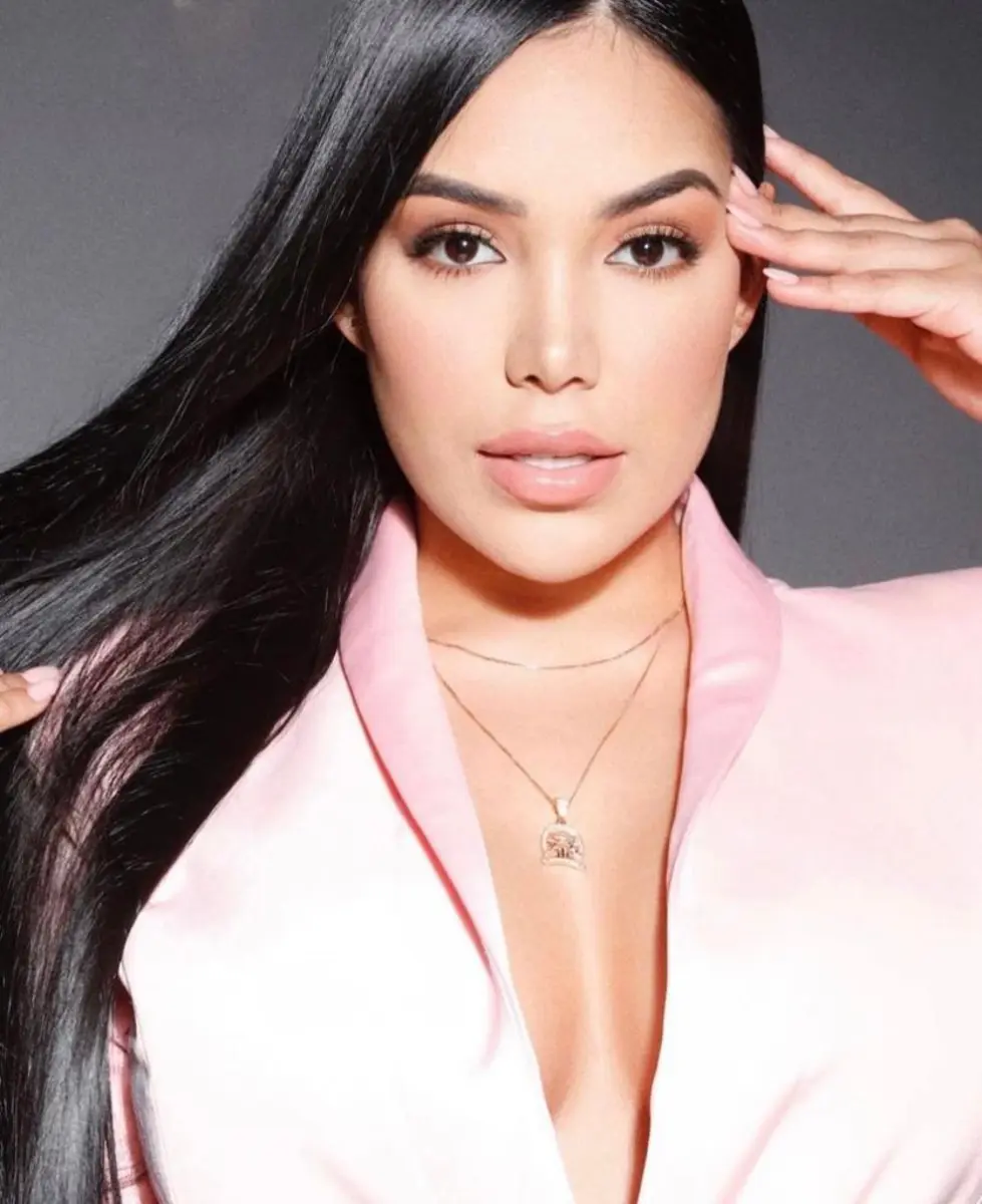  Anika escort in Frankfurt