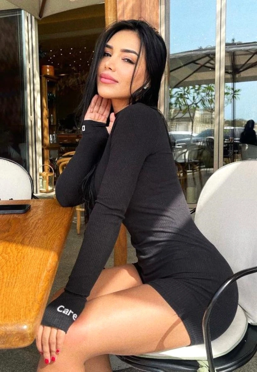  Anika escort in Frankfurt