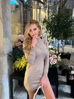 Anna escort in Hamburg