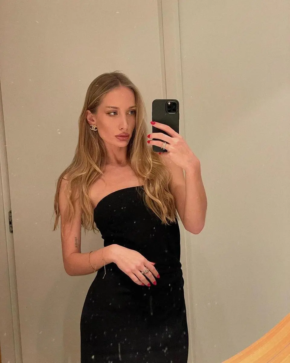 April escort in Munich