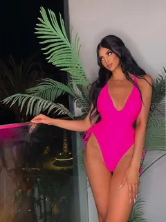 Ariana escort in Nuremberg