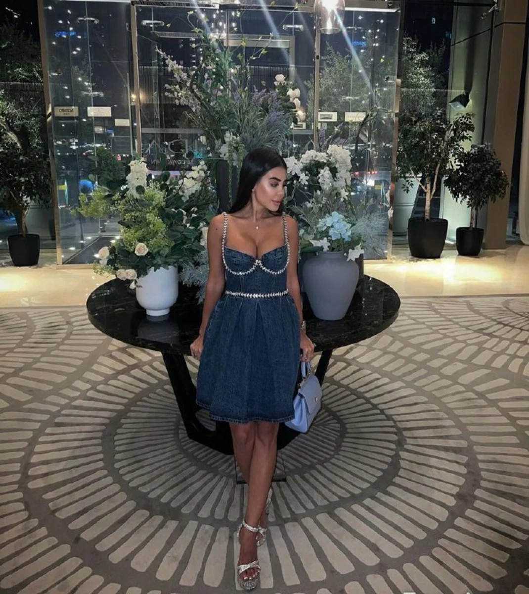 Asal escort in Hanover