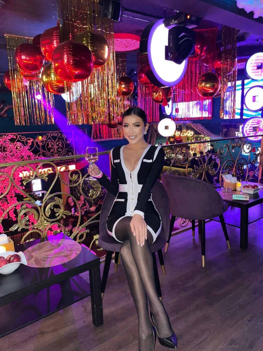 Asel escort in Nuremberg