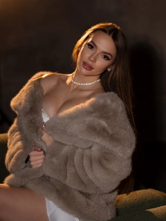 Aurora escort in Berlin