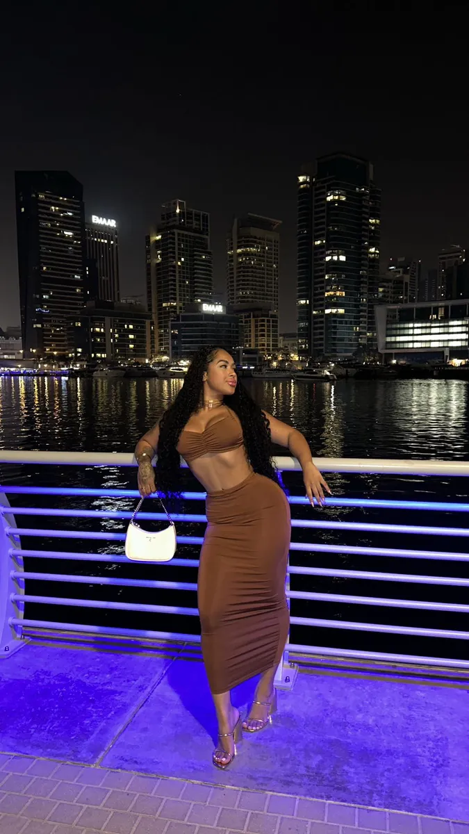 Ayarla escort in Berlin