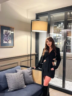 Ayla escort in Hamburg