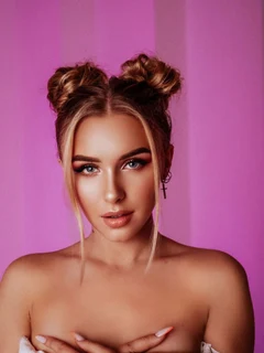 Candy escort in Hamburg