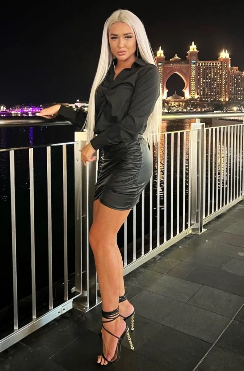 Carolina escort in Hamburg