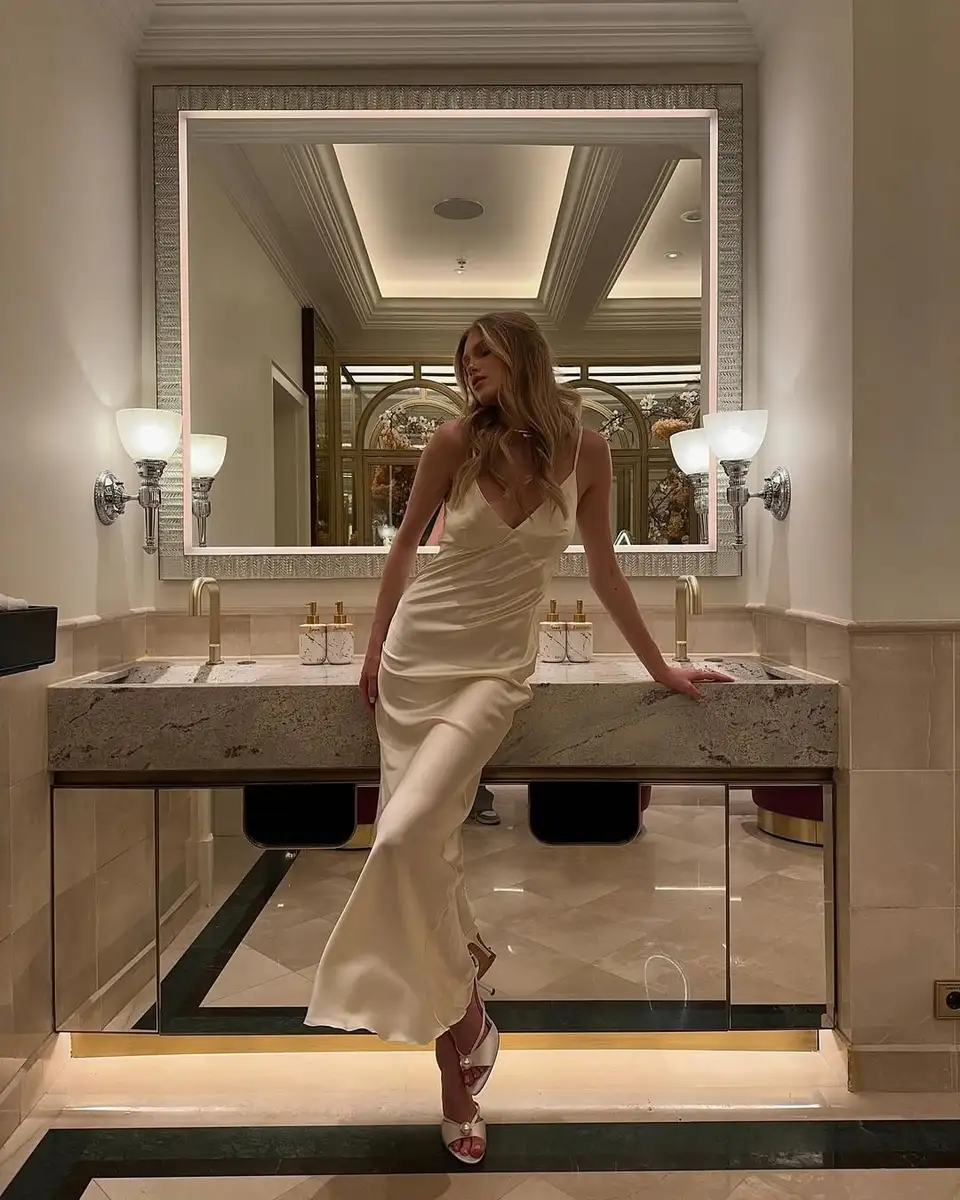 Caroline escort in Berlin