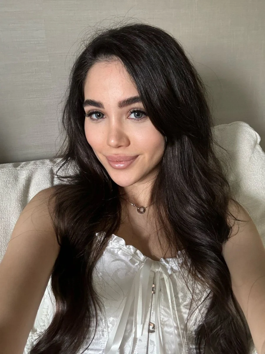 Dayna escort in Bremen