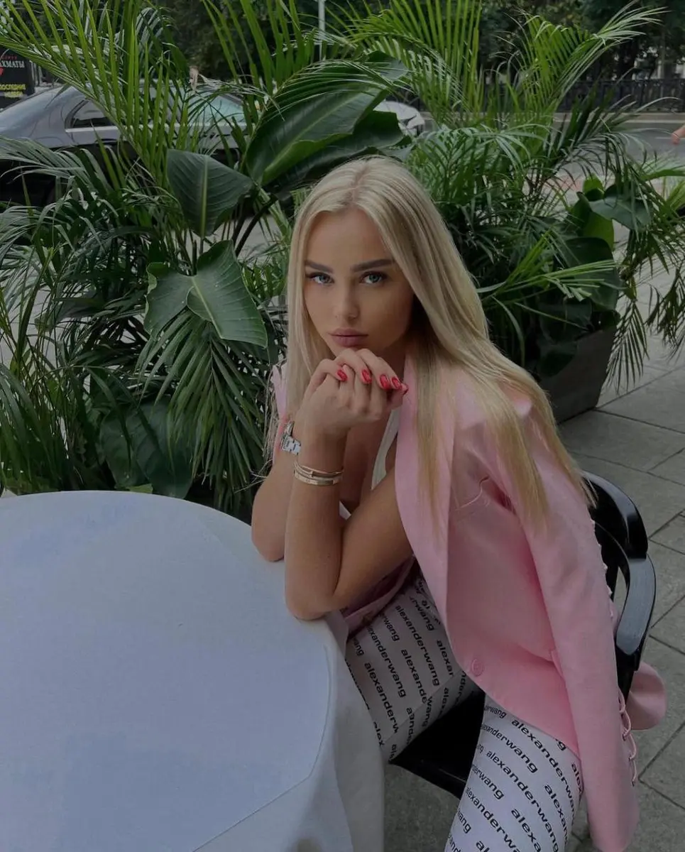 Eden escort in Munich