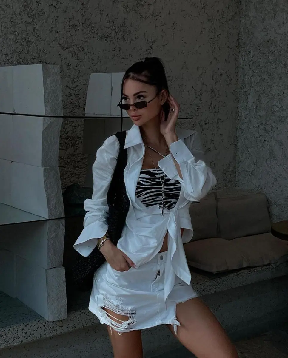 Eleanor escort in Munich