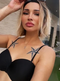  Elisa escort in Düsseldorf