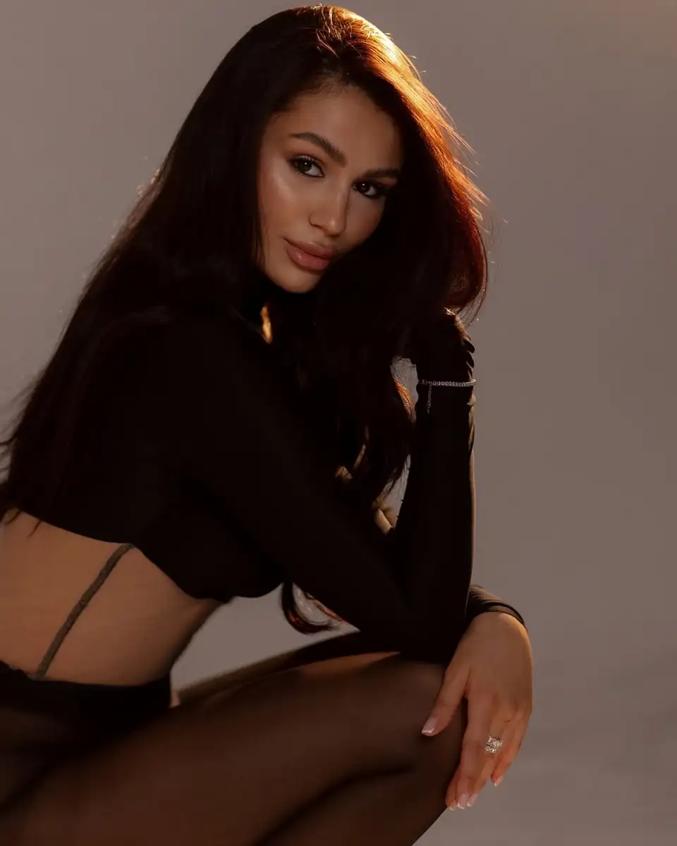 Eliza escort in Berlin