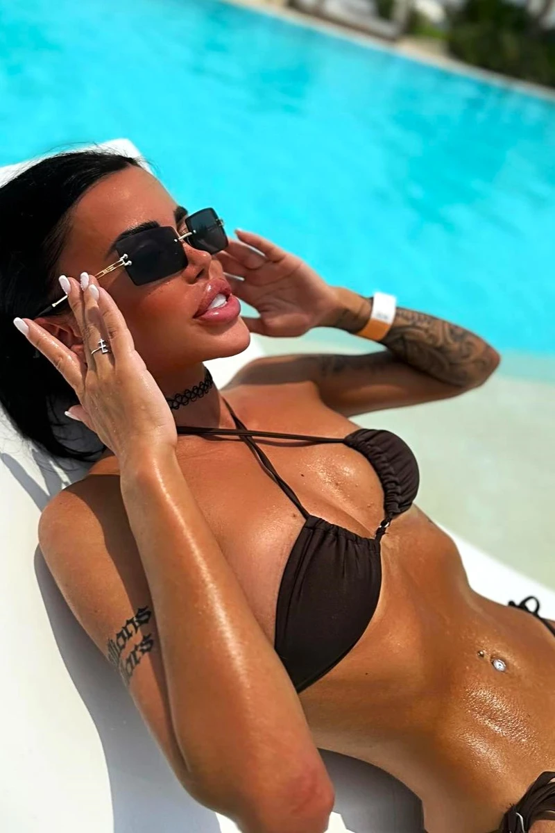 Elli escort in Dresden