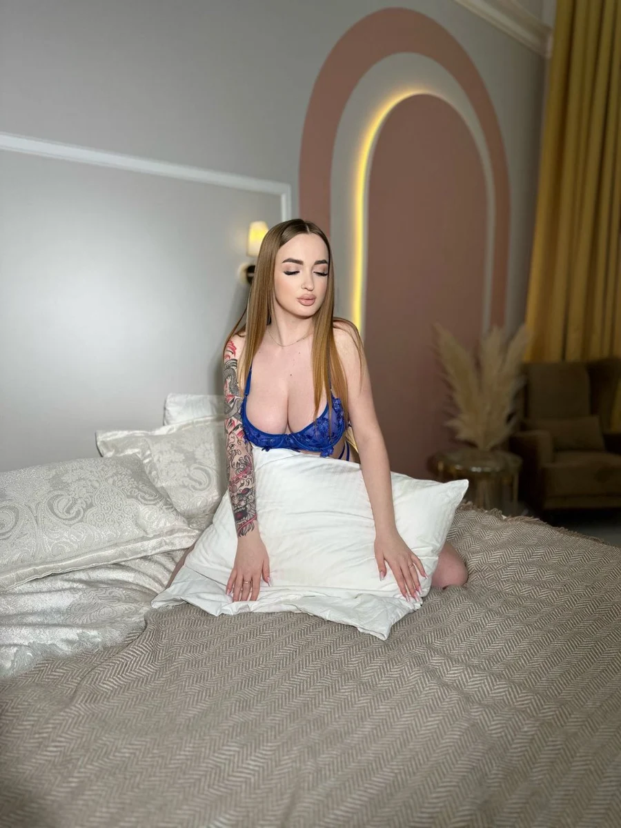 Elvira escort in Nuremberg