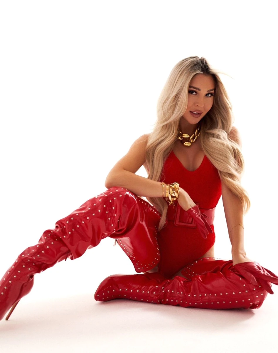 Evelina escort in Dresden