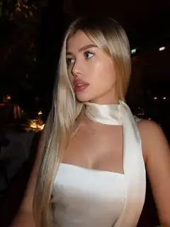 Felicity escort in Berlin