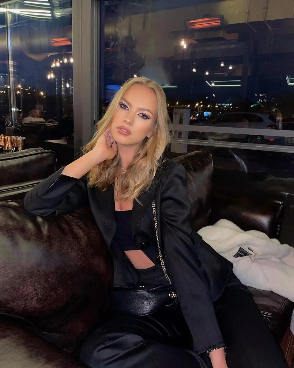 Francesca escort in Munich