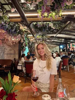 Hazel escort in Munich