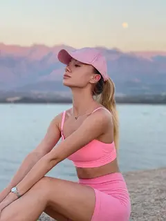 Hazel escort in Munich