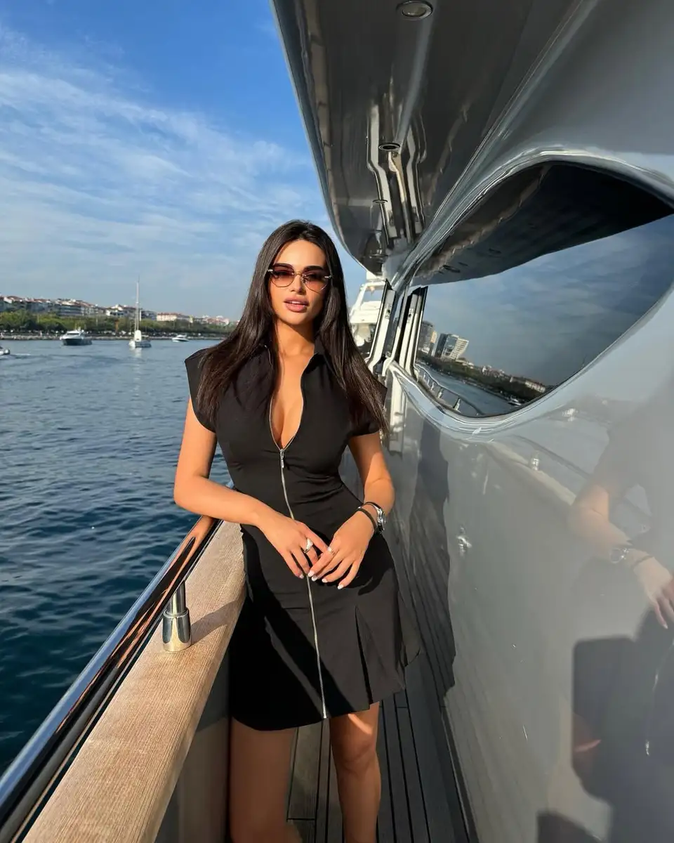 Helena escort in Berlin