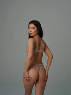 Idalia escort in Stuttgart