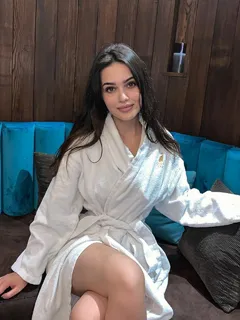 Indira escort in Stuttgart