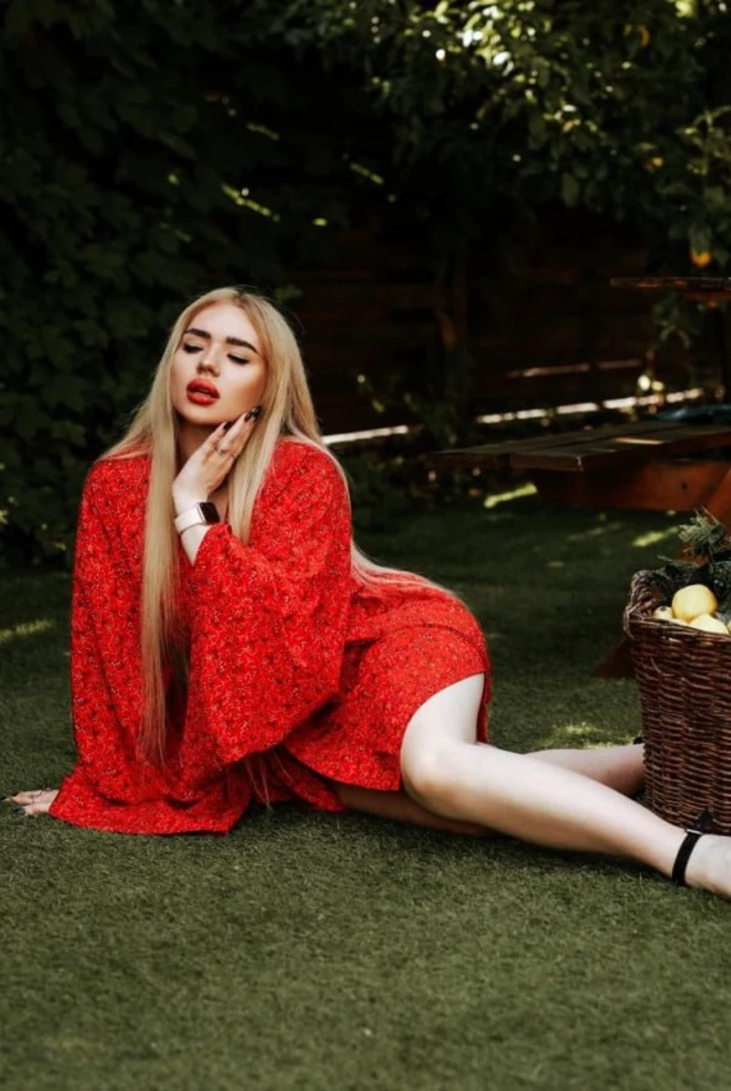 Inessa escort in Düsseldorf