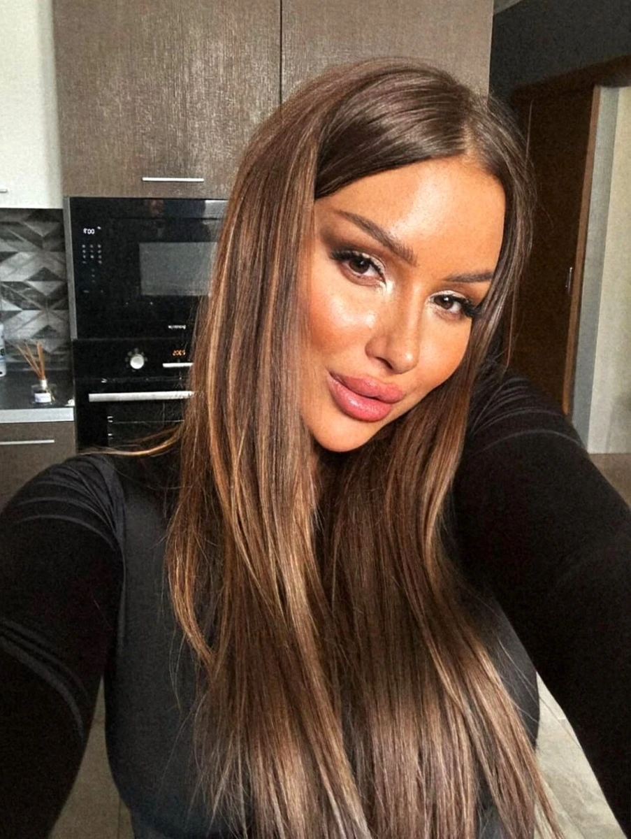 Iren escort in Cologne