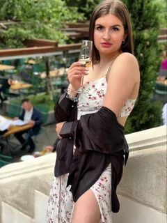 Irina escort in Hanover