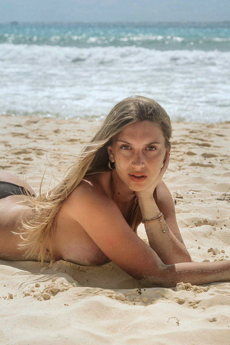 Isa escort in Regensburg