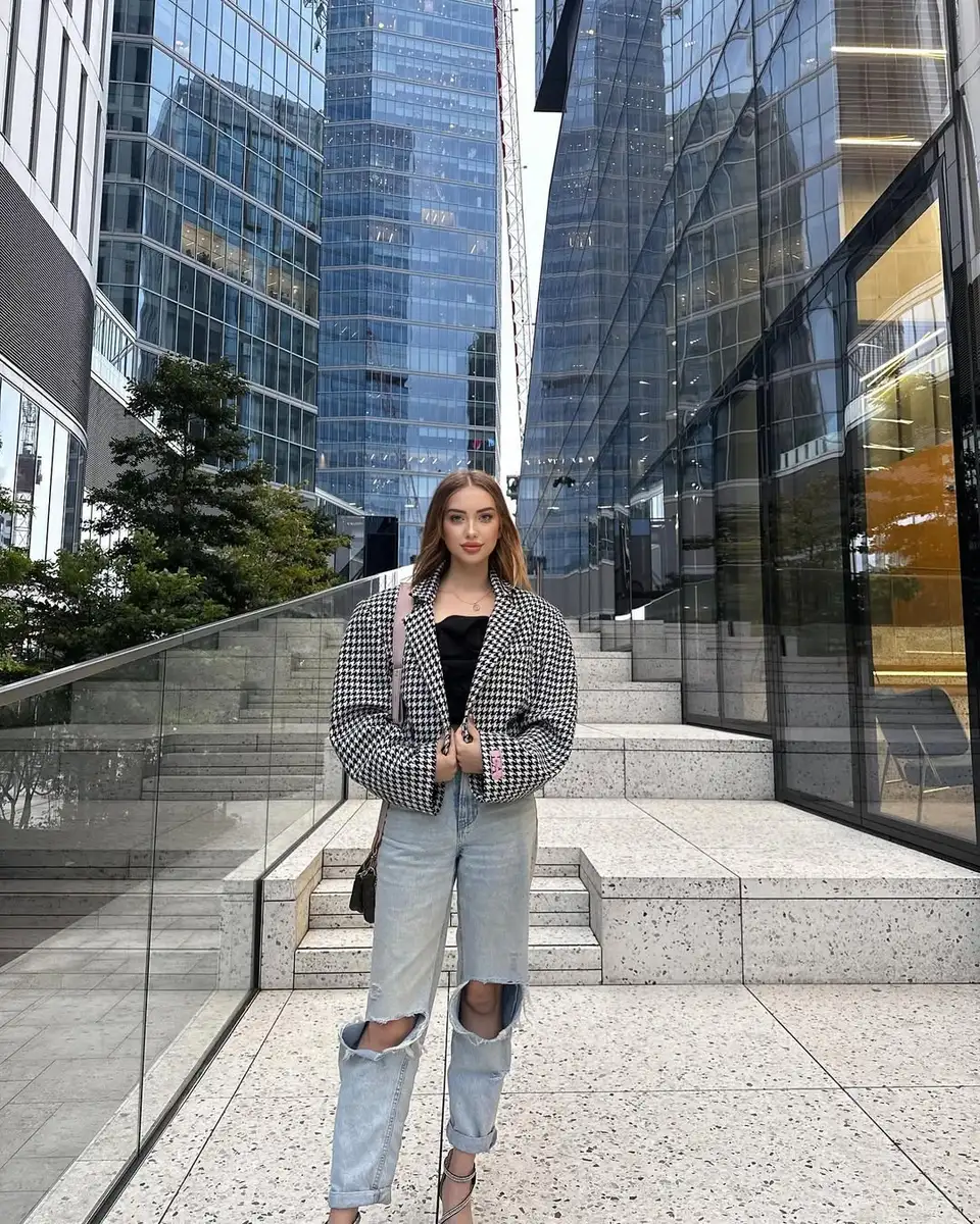 Isabella escort in Berlin