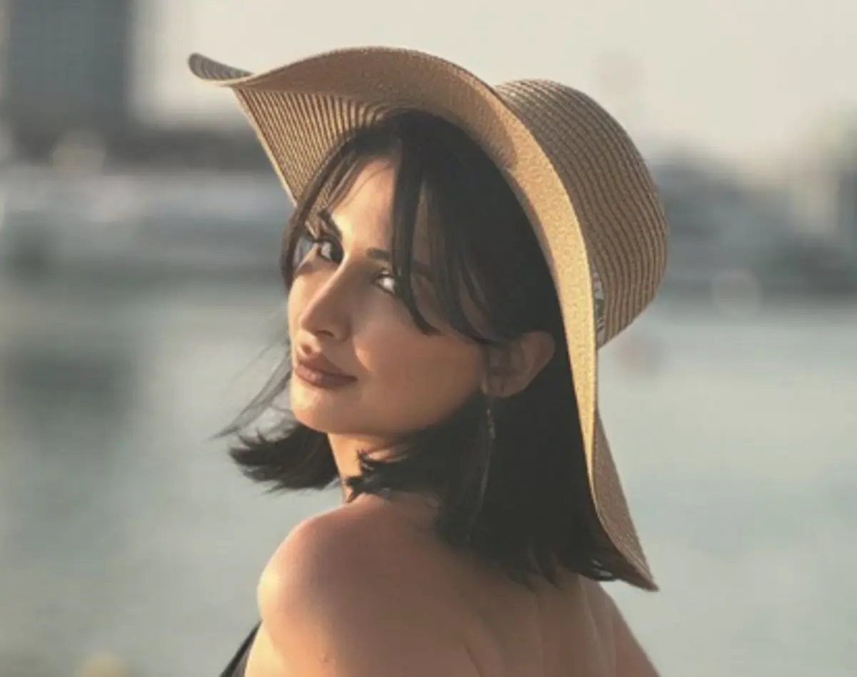 Izzy escort in Nuremberg