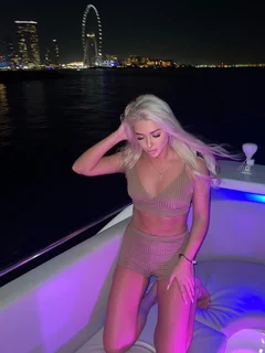 Karolina escort in Hanover