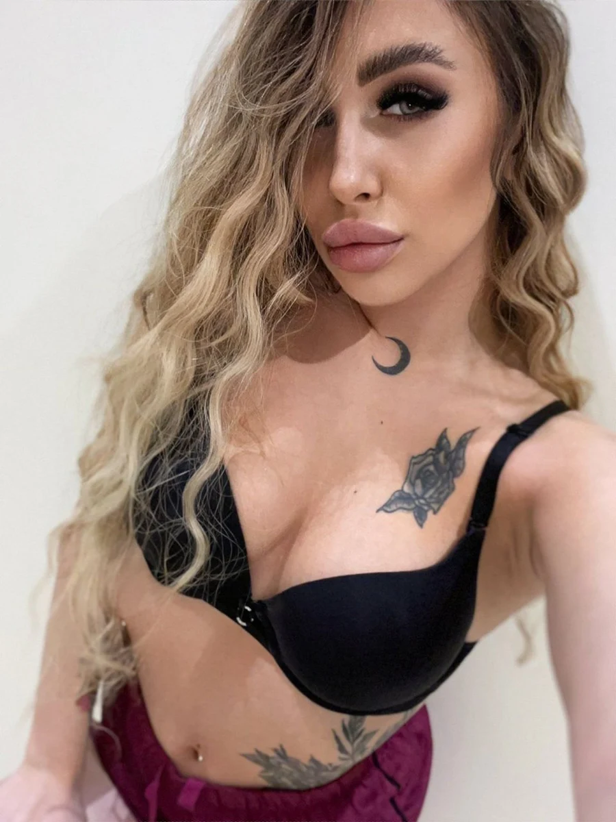 Kassandra escort in Nuremberg