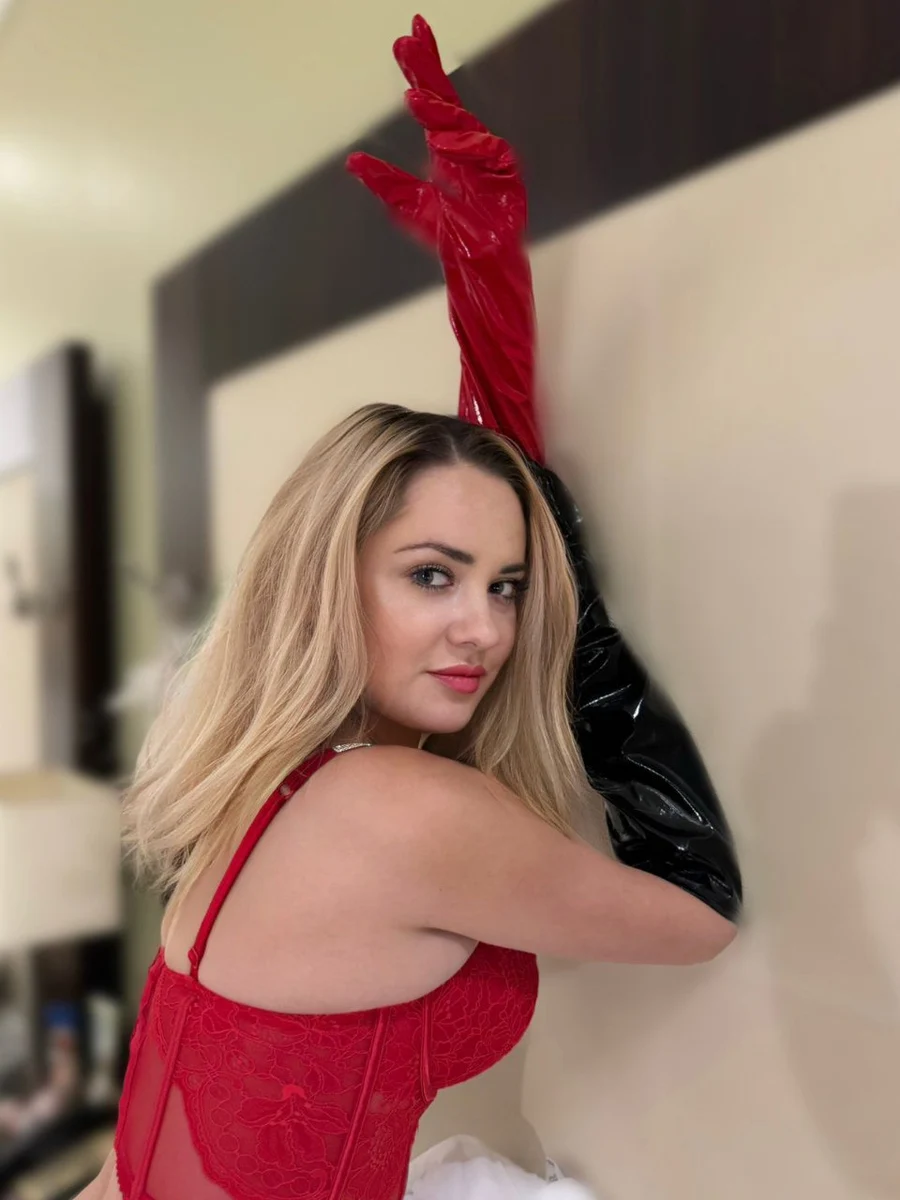 Katrina escort in Hanover