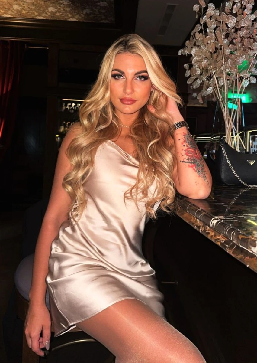 Kristina escort in Cologne