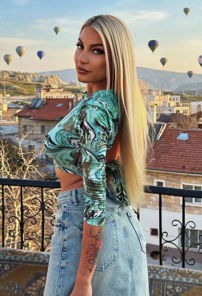 Kristina escort in Cologne